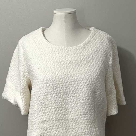 Line and dot - Picture 2 of 12